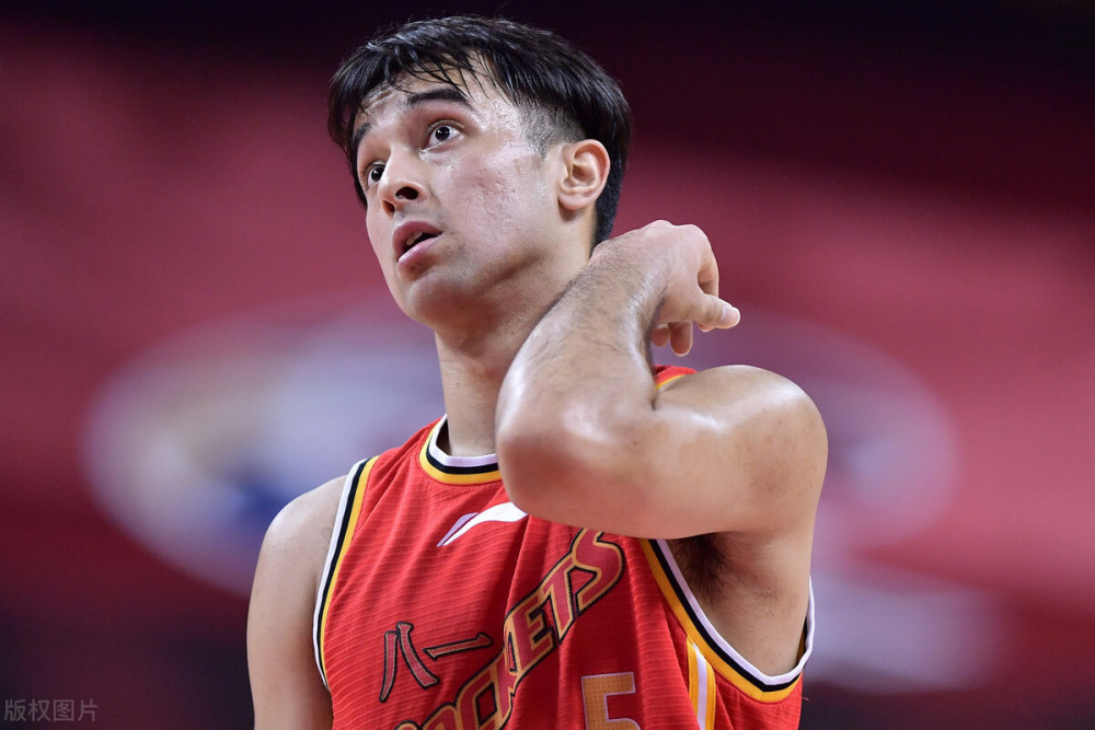 西汉姆窗口期篮板制胜,志在CBA季后赛名次提升,管理层满意,控场能力受关注(坎宁安康宁汉姆) 西汉姆窗口期篮板制胜,志在CBA季后赛名次提升,管理层满意,控场能力受关注(坎宁安康宁汉姆)