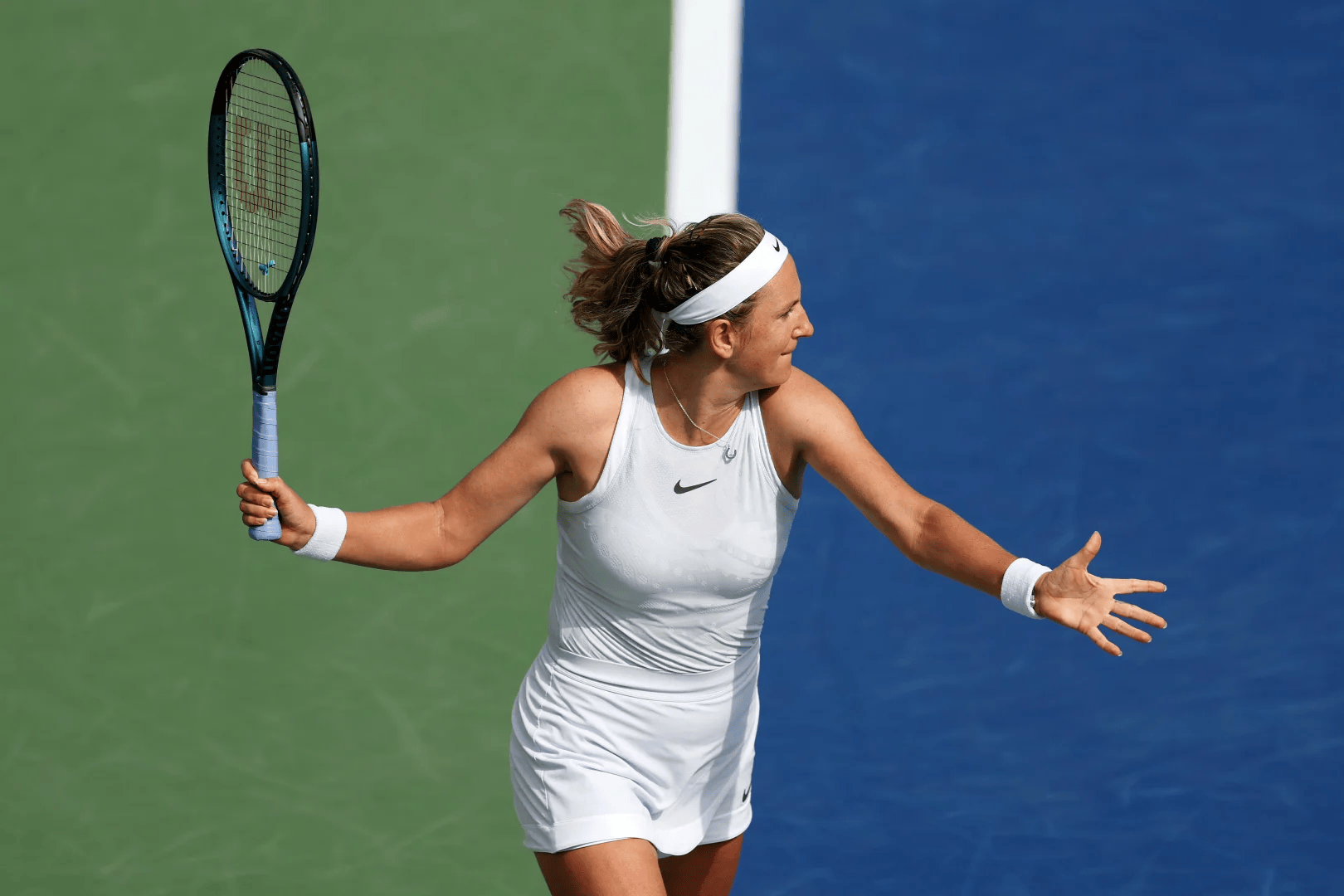 阿扎伦卡在快船比赛中败北，赛况扑朔迷离引发热议！的简单介绍