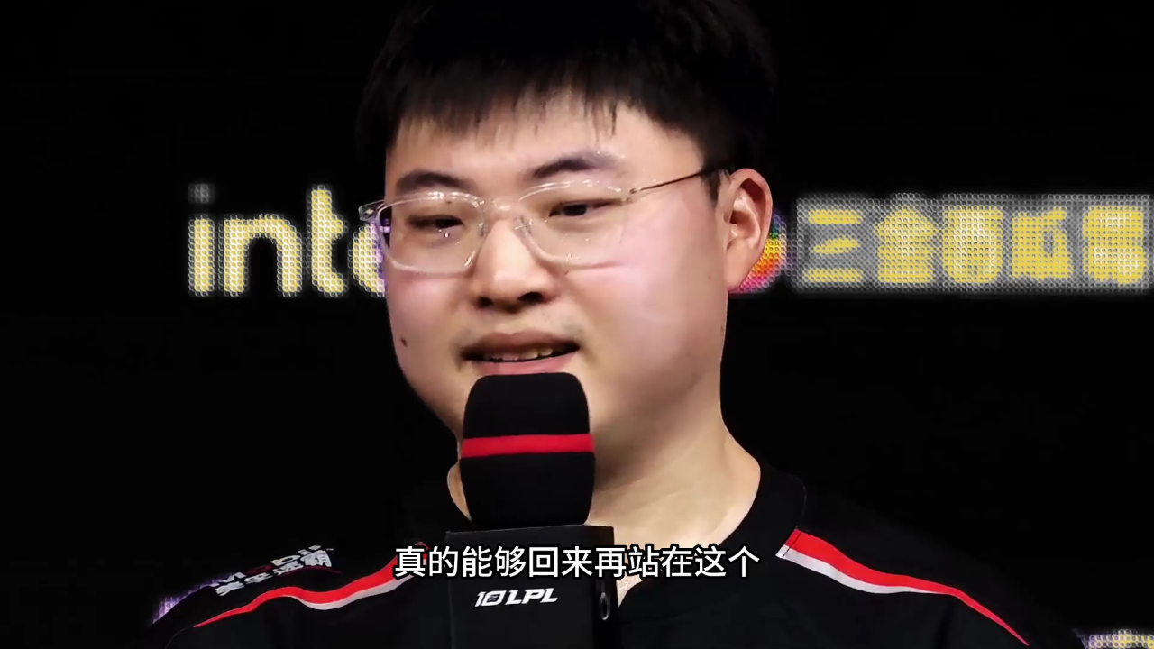 包含Uzi回归赛场,出色防守首场状态亮眼,G2观众沸腾!的词条 包含Uzi回归赛场,出色防守首场状态亮眼,G2观众沸腾!的词条